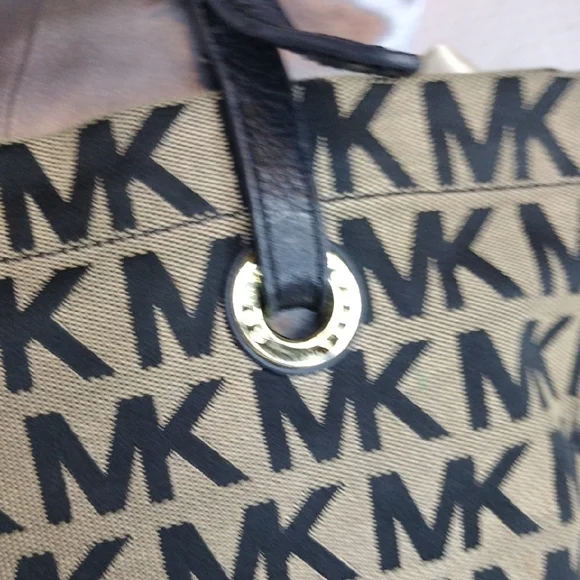 Michael Michael Kors Signature Black and Tan Canvas Tote - Picture 6 of 13